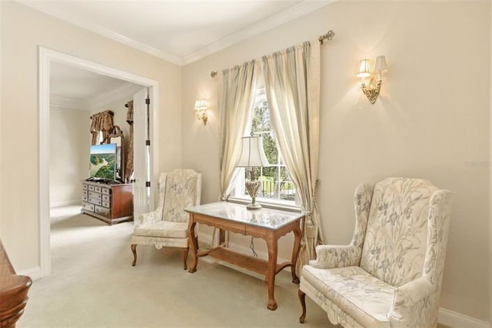 Image No.30-5 Bed Property for sale