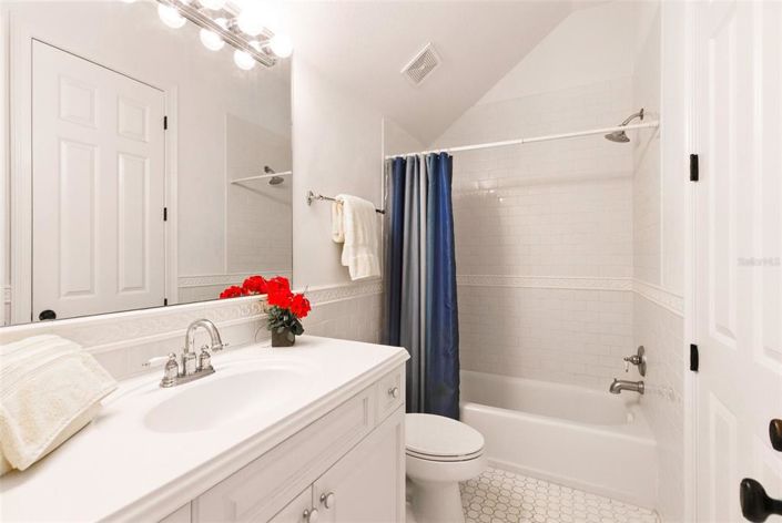 Image No.39-5 Bed Property for sale