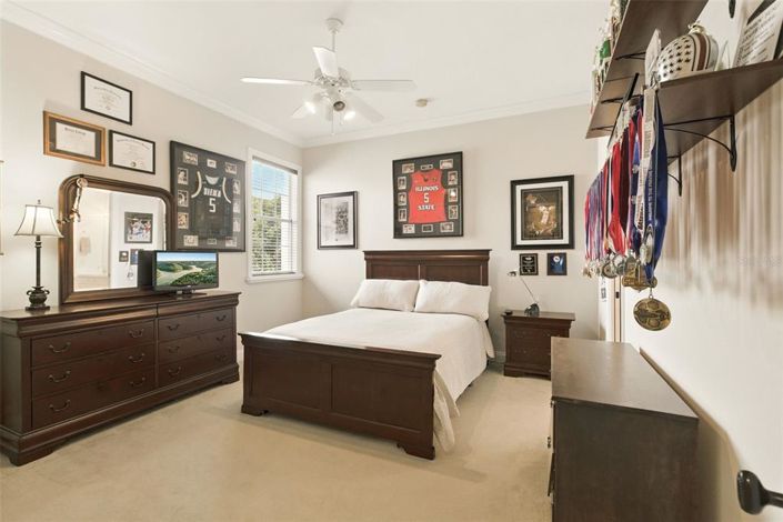 Image No.43-5 Bed Property for sale