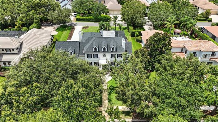 Image No.65-5 Bed Property for sale