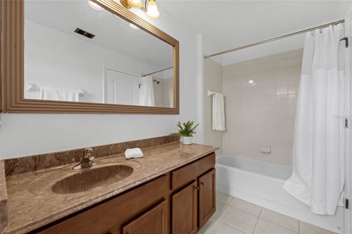 Image No.32-4 Bed Property for sale