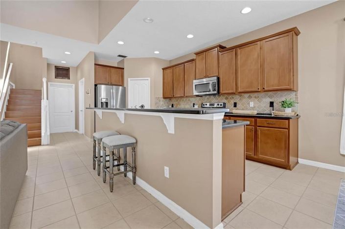 Image No.6-4 Bed Property for sale