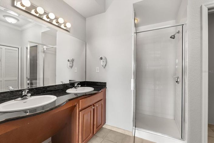 Image No.13-Propriété de 4 chambres à vendre à Orlando