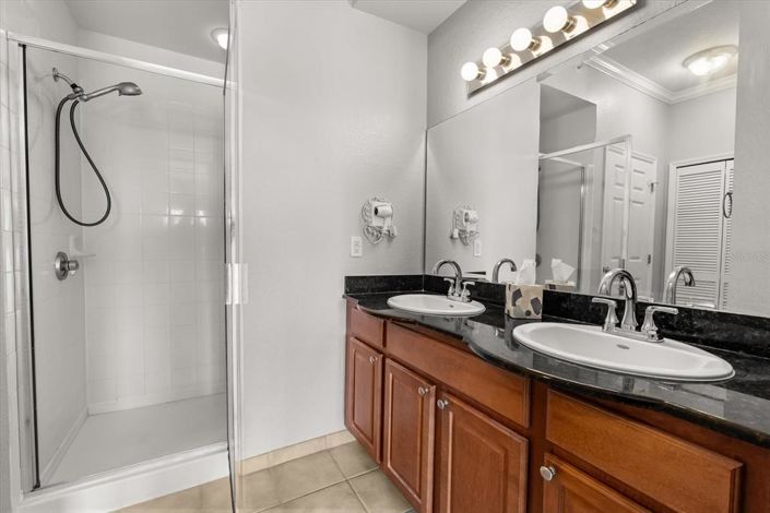 Image No.18-Propriété de 4 chambres à vendre à Orlando