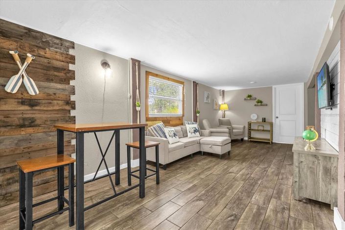 Image No.4-5 Bed Property for sale