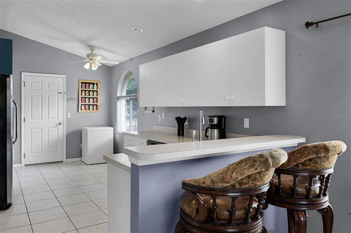 Image No.10-3 Bed Property for sale