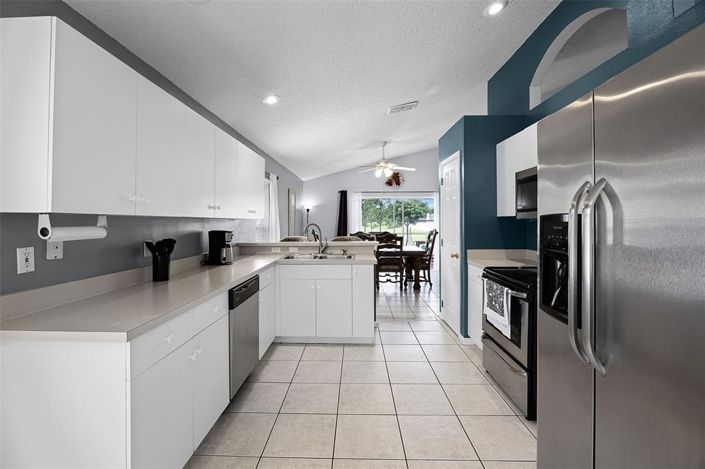 Image No.14-3 Bed Property for sale