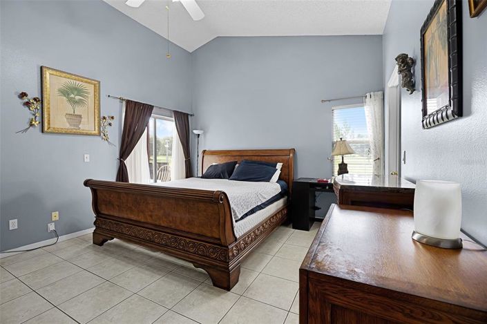 Image No.21-3 Bed Property for sale