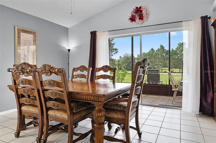 Image No.8-3 Bed Property for sale