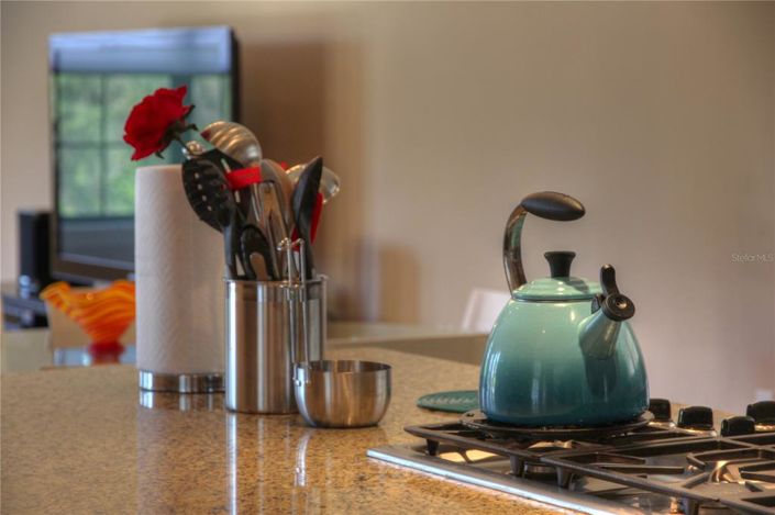 Image No.14-5 Bed Property for sale