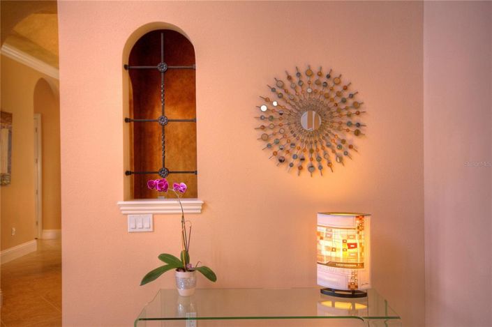 Image No.7-5 Bed Property for sale