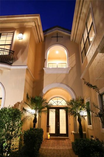 Image No.75-5 Bed Property for sale