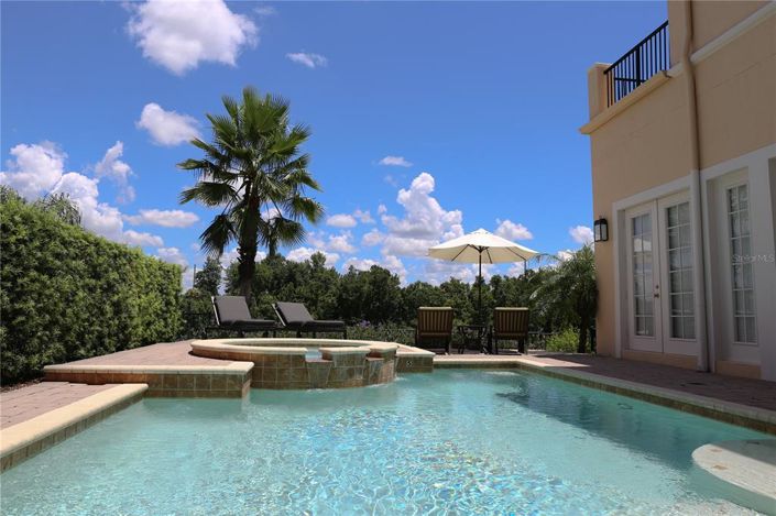 Image No.79-5 Bed Property for sale