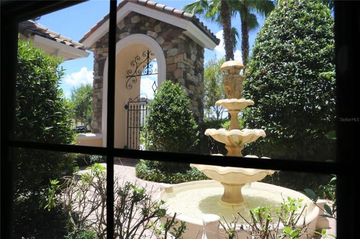 Image No.82-5 Bed Property for sale