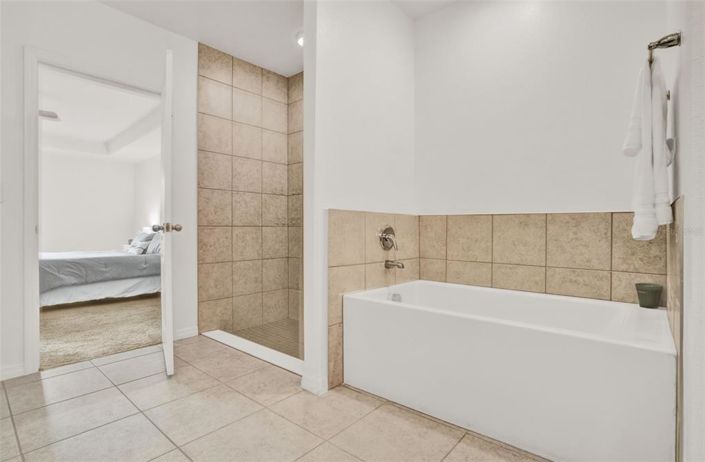 Image No.18-4 Bed Property for sale