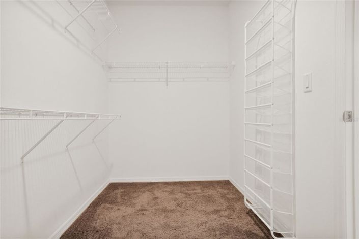 Image No.19-4 Bed Property for sale