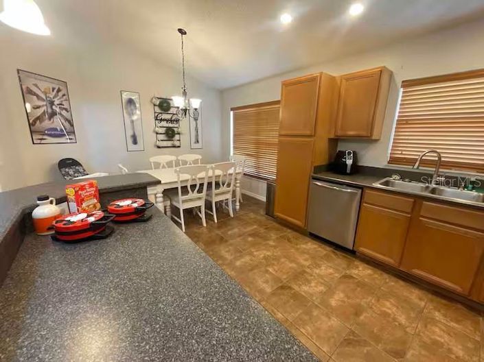 Image No.4-Propriété de 5 chambres à vendre à Kissimmee