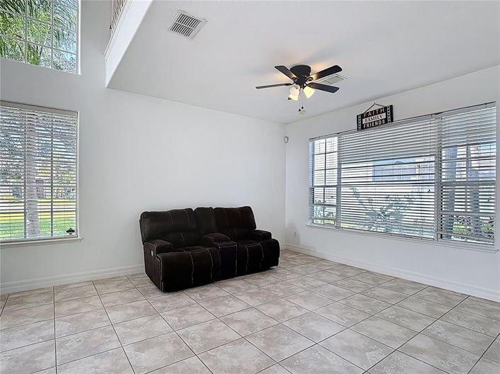 Image No.12-Propriété de 5 chambres à vendre à Kissimmee