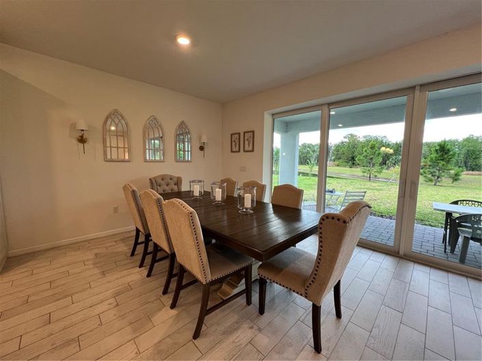 Image No.10-4 Bed Property for sale