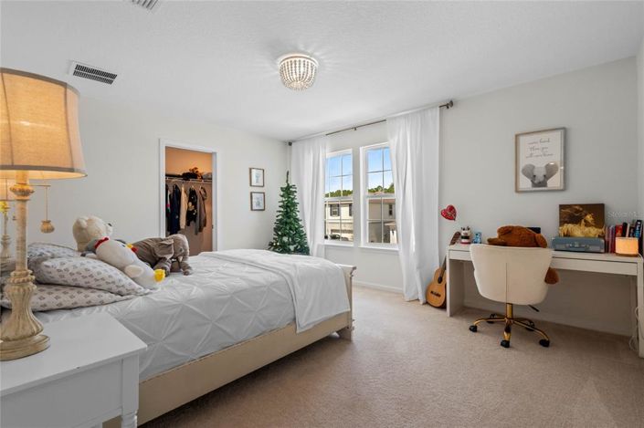 Image No.19-4 Bed Property for sale