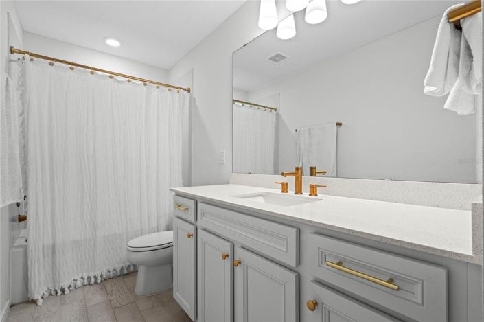 Image No.20-4 Bed Property for sale