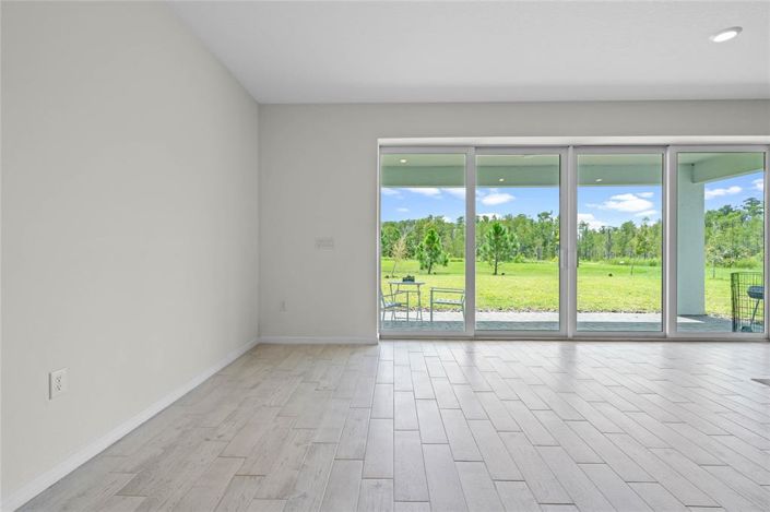 Image No.6-4 Bed Property for sale