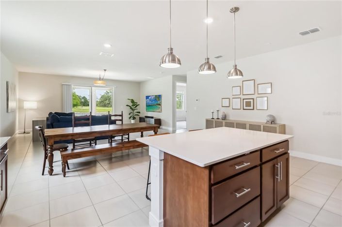 Image No.12-4 Bed Property for sale