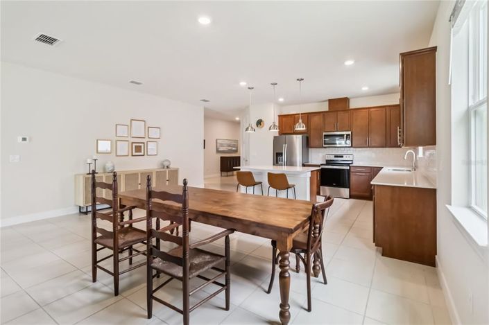 Image No.7-4 Bed Property for sale