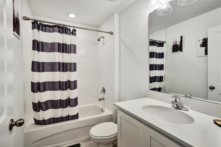 Image No.17-3 Bed Townhouse for sale