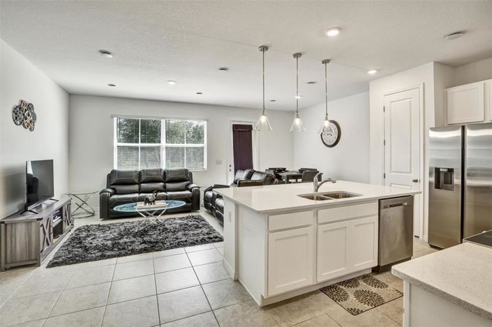 Image No.2-3 Bed Townhouse for sale