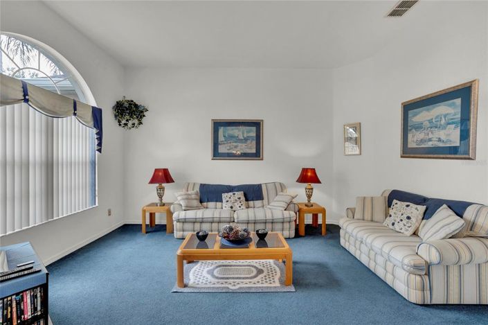 Image No.3-4 Bed Property for sale