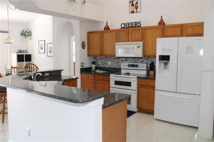 Image No.6-4 Bed Property for sale