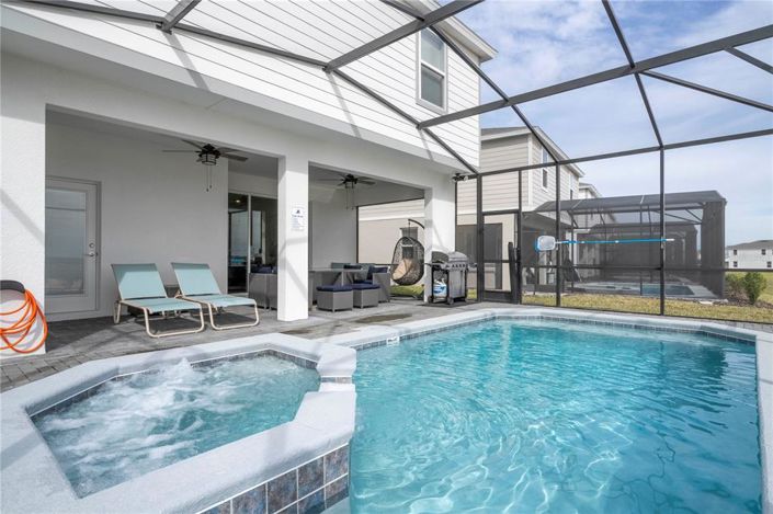 Image No.19-7 Bed Property for sale