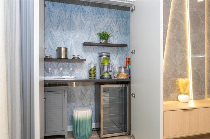 Image No.32-7 Bed Property for sale