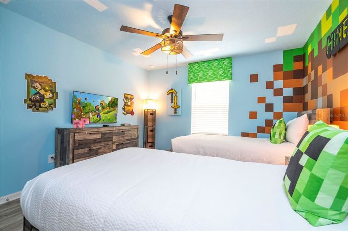 Image No.66-7 Bed Property for sale