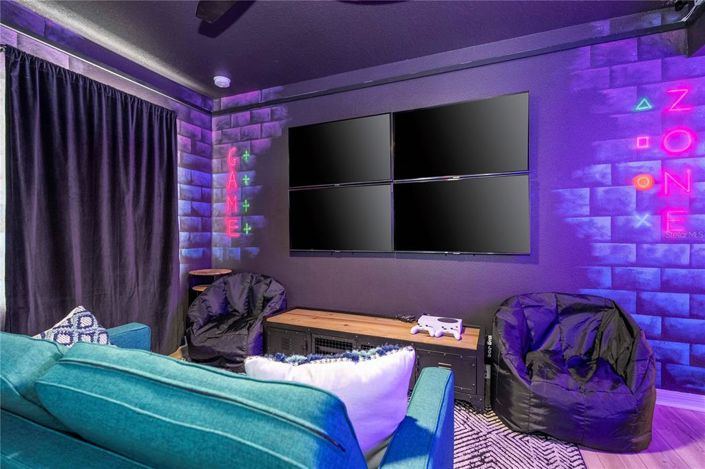 Image No.79-7 Bed Property for sale