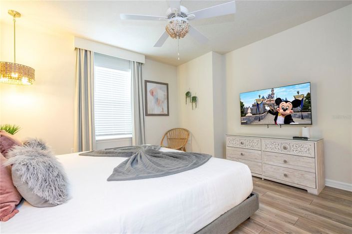 Image No.85-7 Bed Property for sale