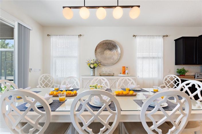 Image No.11-7 Bed Property for sale