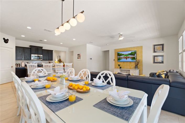 Image No.12-7 Bed Property for sale