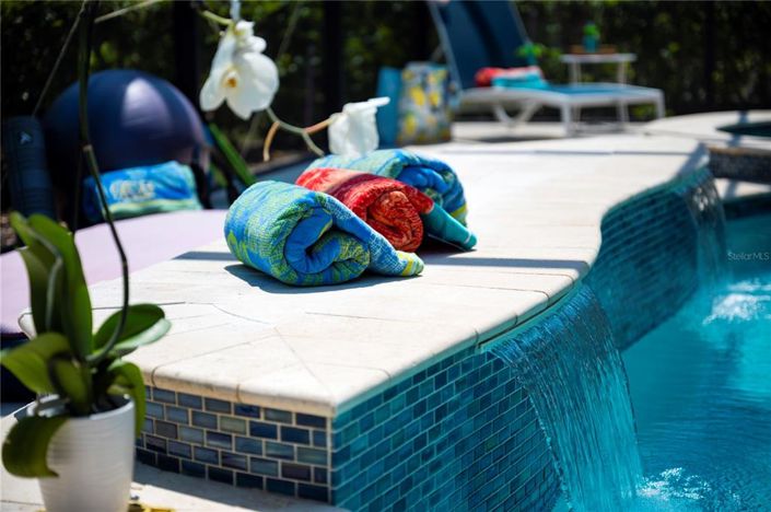 Image No.26-7 Bed Property for sale