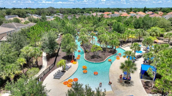 Image No.77-7 Bed Property for sale