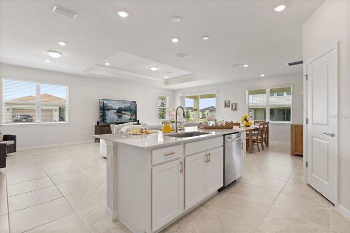 Image No.10-4 Bed Property for sale