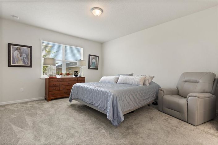 Image No.17-4 Bed Property for sale