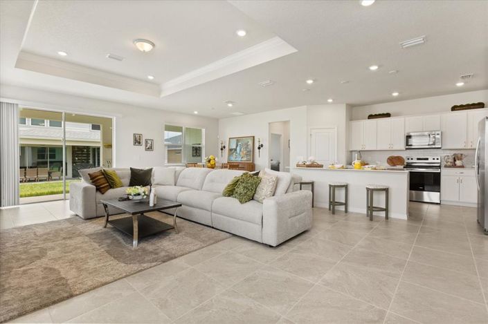 Image No.4-4 Bed Property for sale