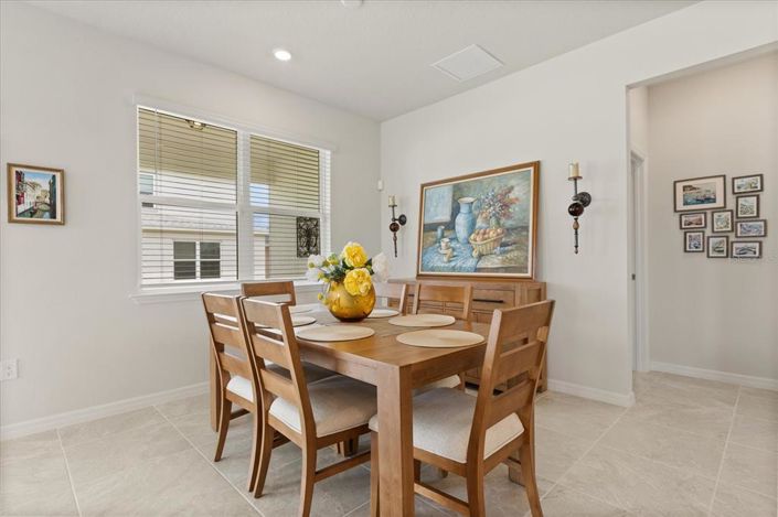 Image No.7-4 Bed Property for sale