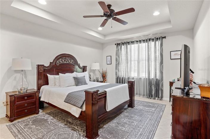 Image No.15-3 Bed Property for sale