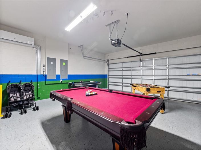 Image No.30-8 Bed Property for sale