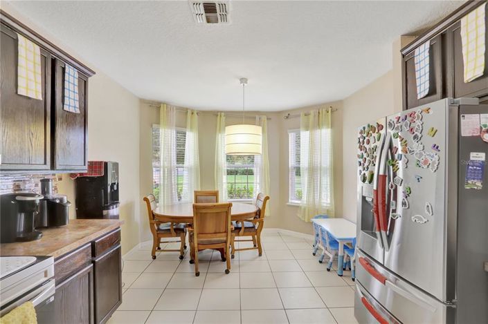 Image No.12-3 Bed Property for sale