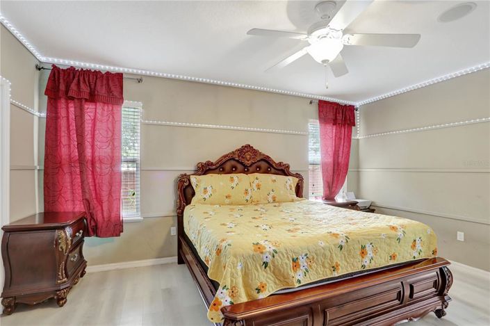 Image No.14-3 Bed Property for sale