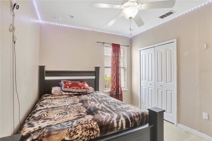 Image No.20-3 Bed Property for sale